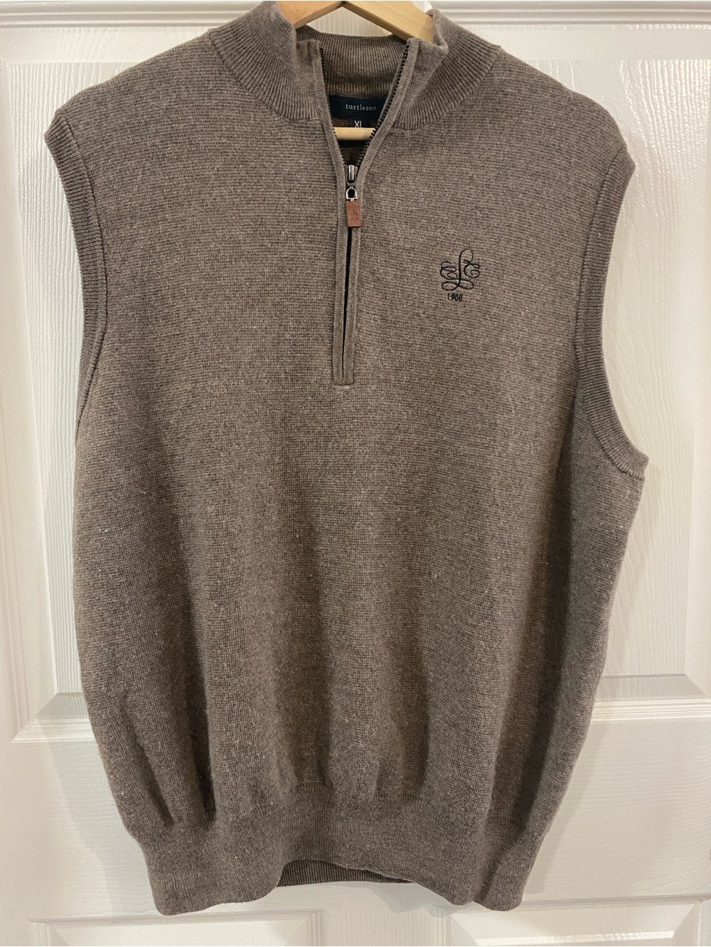 NWOT Mens XL Taupe 100% Merino Wool Turtleson Sweater Zip-Up Vest Preppy Classic